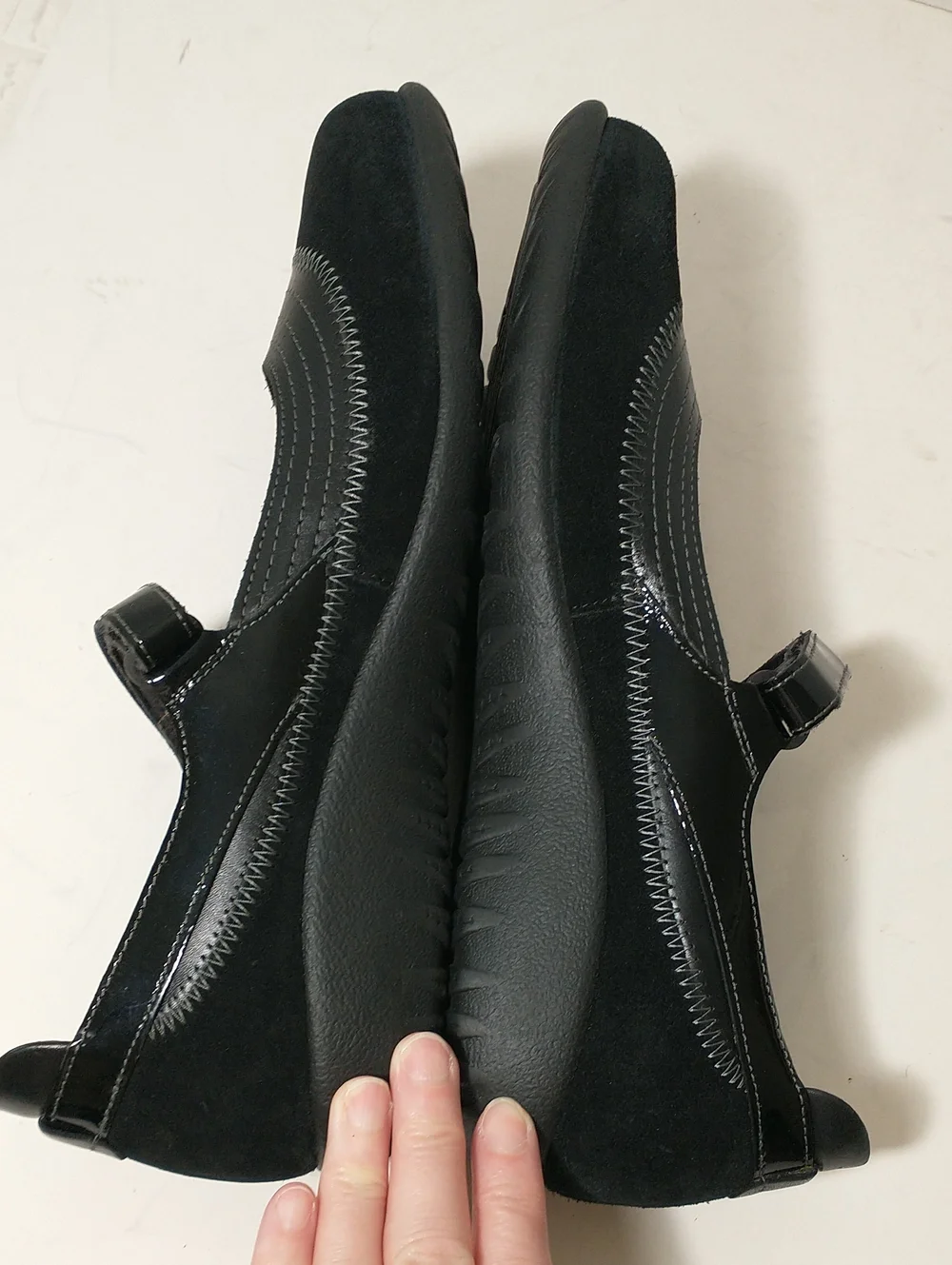 NEW Naot Kirei Black Suede Mary Janes, US 11,